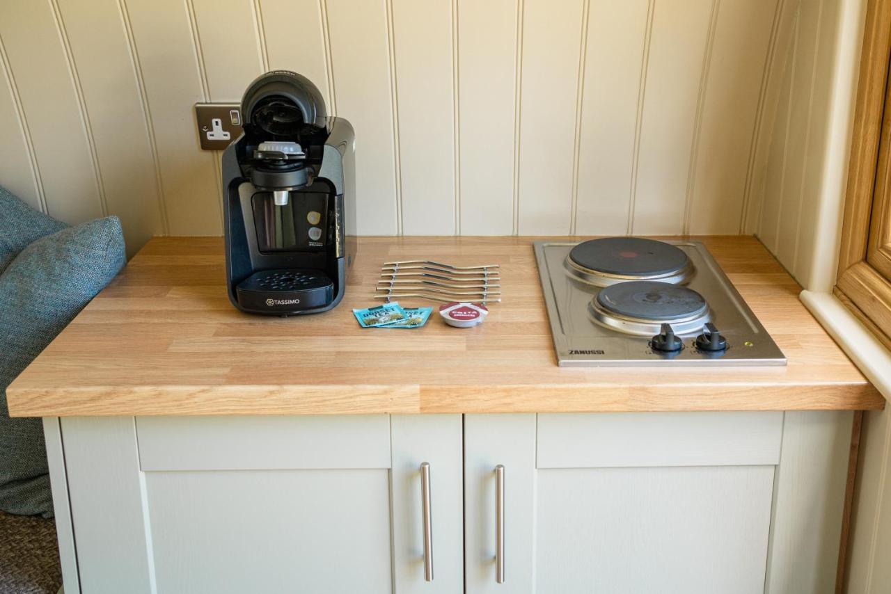 Glamping At South Lytchett Manor Ξενοδοχείο Poole Εξωτερικό φωτογραφία