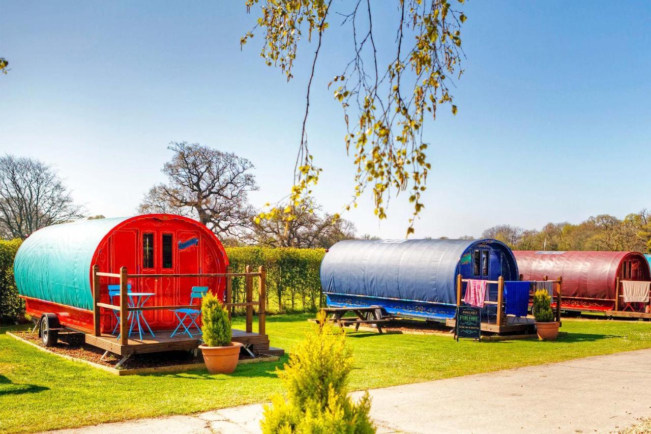 Glamping At South Lytchett Manor Ξενοδοχείο Poole Εξωτερικό φωτογραφία