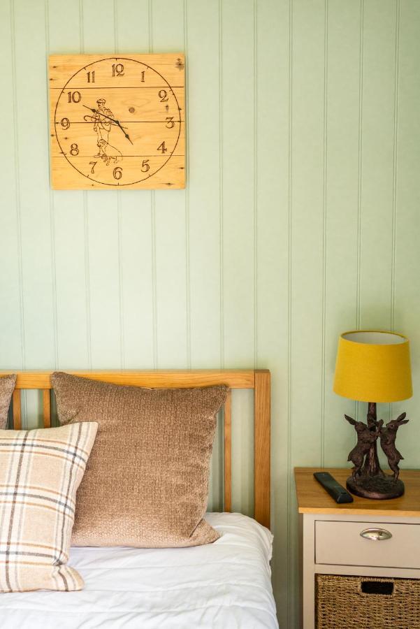 Glamping At South Lytchett Manor Ξενοδοχείο Poole Εξωτερικό φωτογραφία