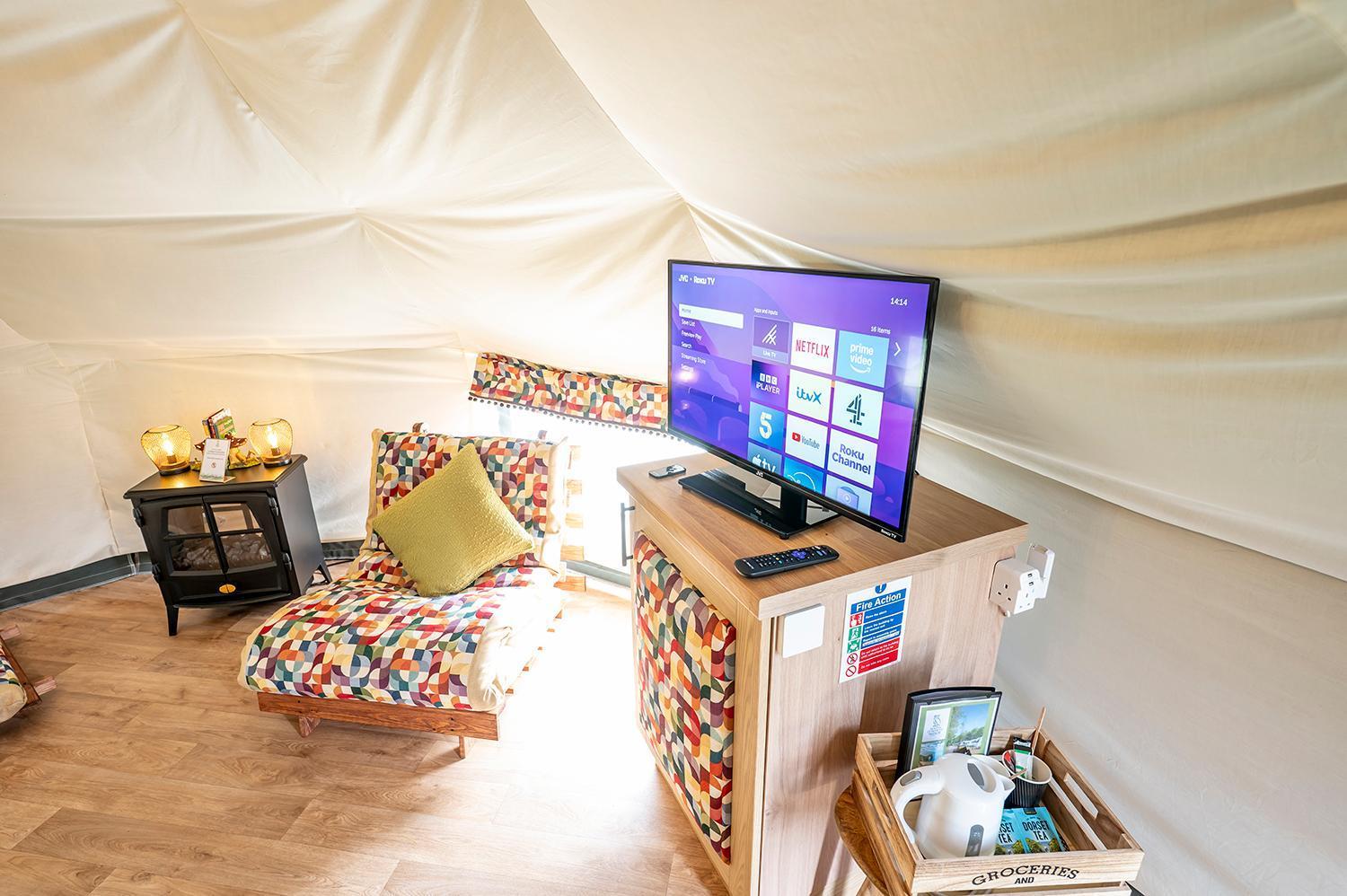 Glamping At South Lytchett Manor Ξενοδοχείο Poole Εξωτερικό φωτογραφία